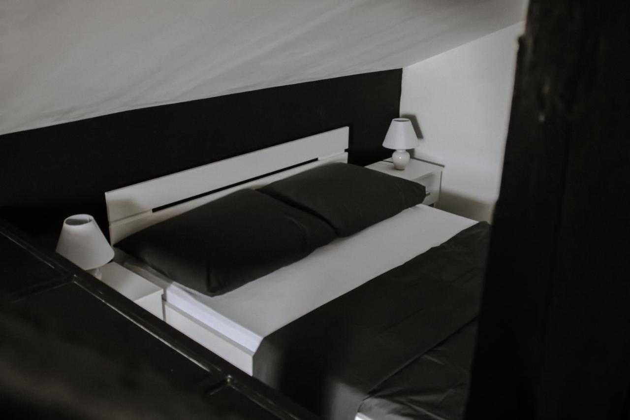 Bianco Nero * Nis