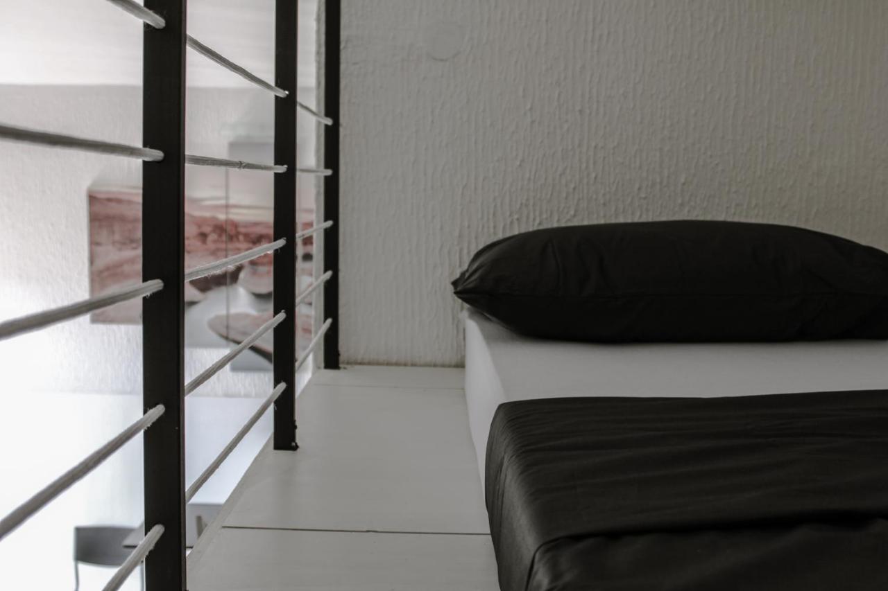 Apartment Bianco Nero Nis